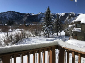 Snowcreek II #220 condo